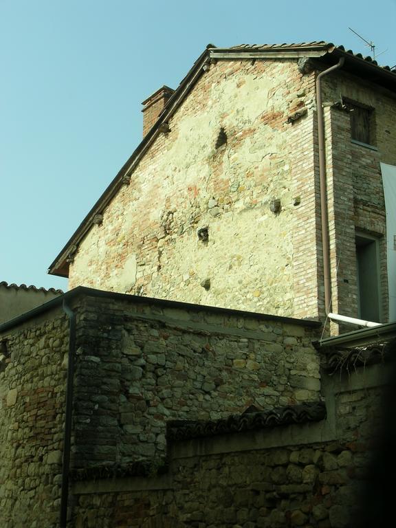 La Torretta - Cerreto Grue Bed and Breakfast Sarezzano Εξωτερικό φωτογραφία